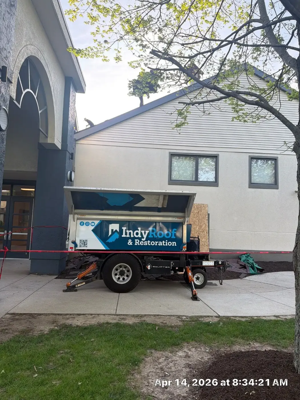 Tarping and dry-in on a Saxony commercial roof